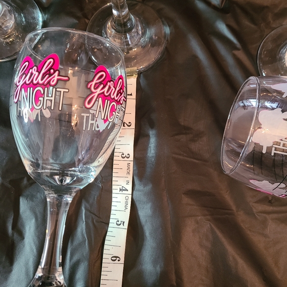 Set of 10  Girls Night Wine Glasses.  Will Add Girls Night  Banners - Picture 6 of 7